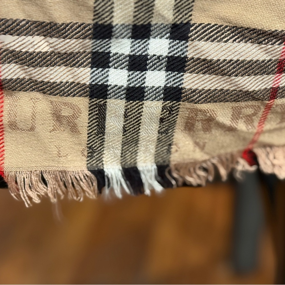 Burberry Tan and Black Check Scarf - Picture 4 of 8